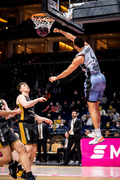 次吸引豪门 次吸引豪门